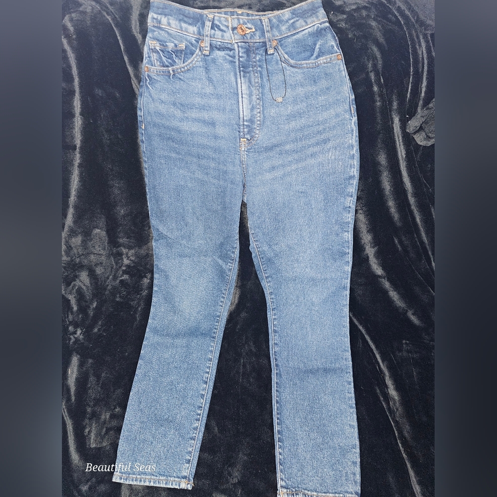 Brand new junior jeans